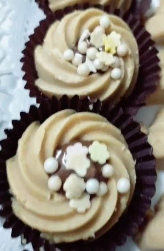 Dulce de Silicona – Chocolate Blanco y Cacahuete